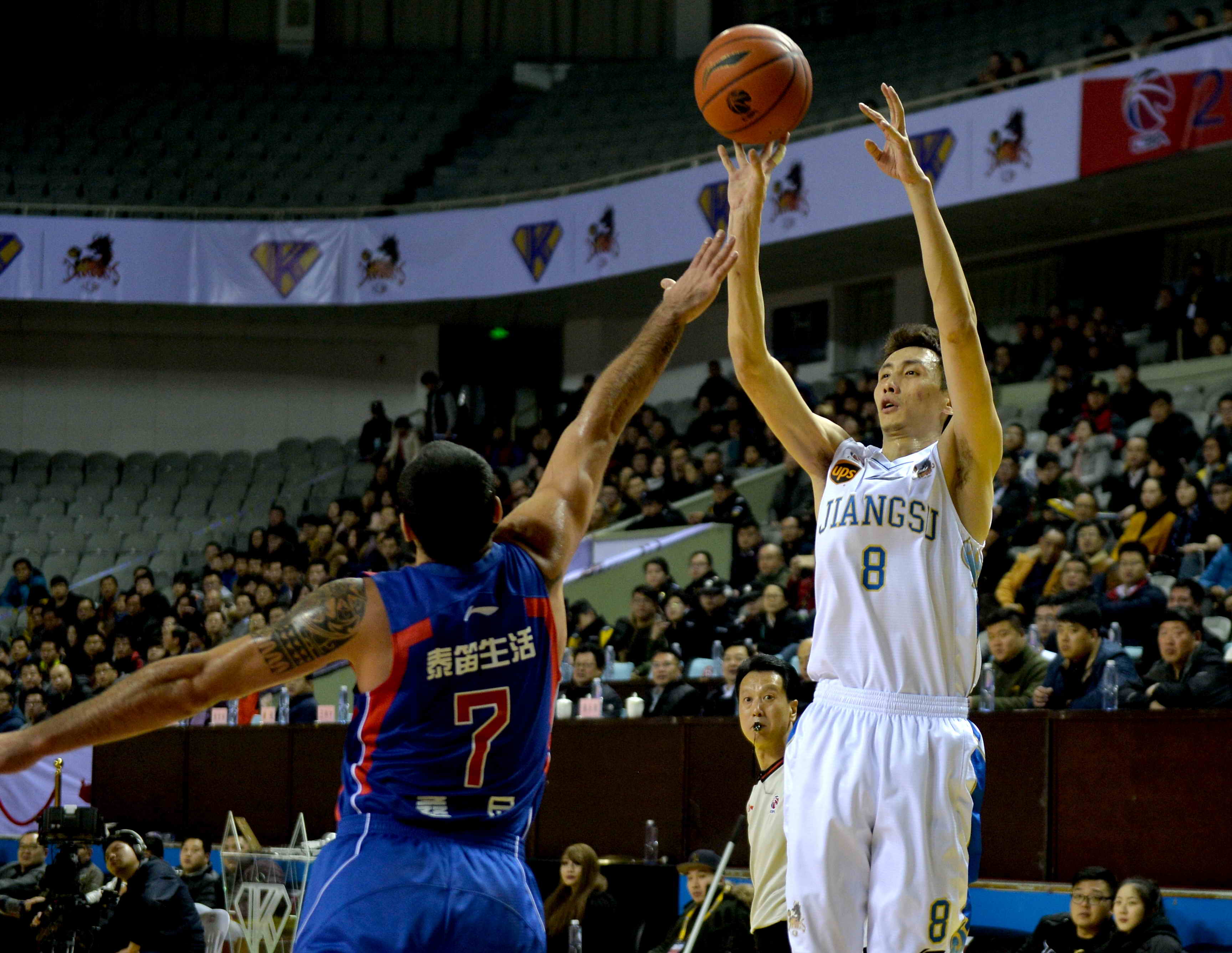 心的距离仅 心的距离仅